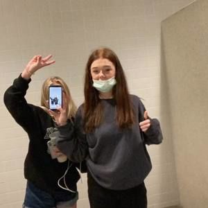 Meet your Posher, Amelia